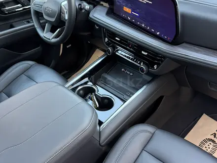 Chevrolet Tahoe 2024 года за 47 000 000 тг. в Алматы – фото 16