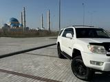 Toyota 4Runner 2003 года за 9 800 000 тг. в Астана – фото 2