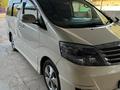 Toyota Alphard 2005 годаfor10 000 000 тг. в Алматы