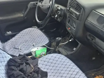 Volkswagen Golf 1997 года за 1 000 000 тг. в Шымкент – фото 4
