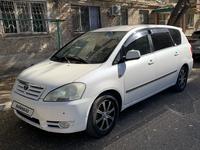 Toyota Ipsum 2002 годаfor4 000 000 тг. в Атырау