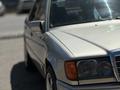 Mercedes-Benz E 200 1991 годаүшін1 700 000 тг. в Тараз – фото 9