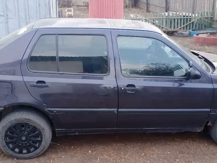 Volkswagen Vento 1994 года за 1 000 000 тг. в Есиль – фото 8