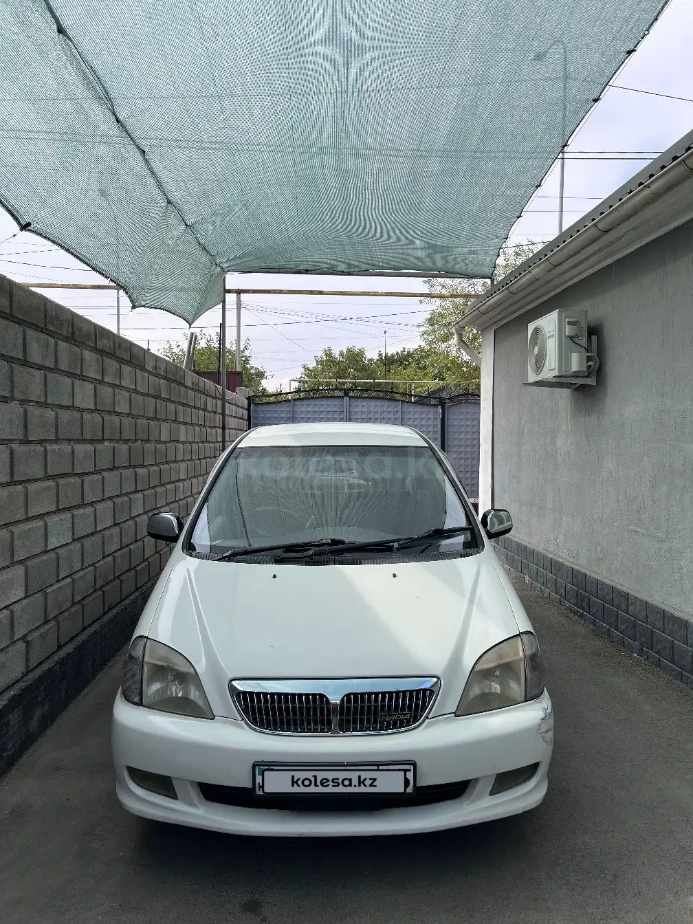 Toyota Nadia, 1999