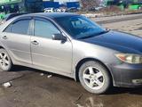 Toyota Camry 2002 годаүшін4 650 000 тг. в Алматы – фото 2