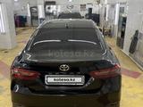 Toyota Camry 2019 года за 14 800 000 тг. в Караганда – фото 5