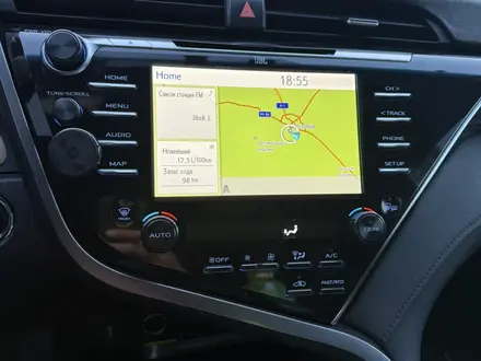 Toyota Camry 2018 года за 12 200 000 тг. в Астана – фото 10