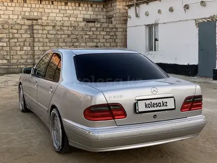 Mercedes-Benz E 320 2001 года за 5 300 000 тг. в Актау – фото 5