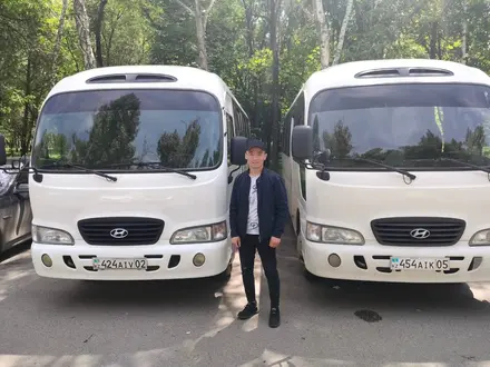 От 10 местный до 50 местный автобусы той қудалық заказы алмарасан бутаковка в Алматы – фото 3