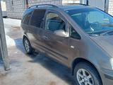 Ford Galaxy 2000 года за 2 500 000 тг. в Уральск – фото 2