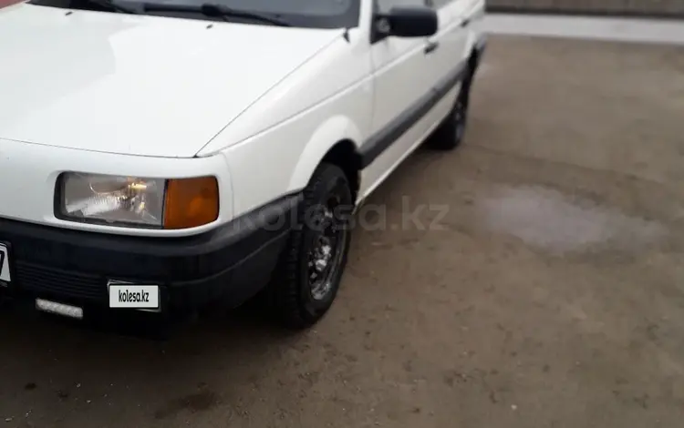 Volkswagen Passat 1990 годаүшін1 300 000 тг. в Уральск
