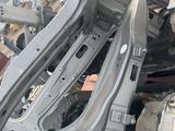 Bmw e60 боковая кузовная стойка за 95 000 тг. в Астана