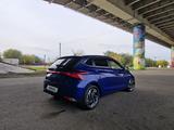 Hyundai i20 2023 годаүшін8 000 000 тг. в Семей – фото 4