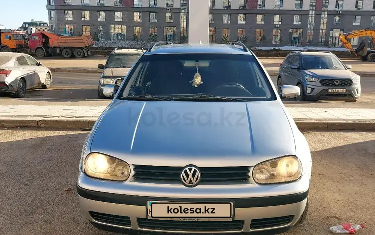 Volkswagen Golf 2002 годаүшін2 400 000 тг. в Астана