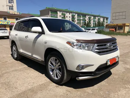 Toyota Highlander 2012 года за 12 800 000 тг. в Уральск – фото 2