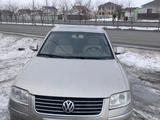 Volkswagen Passat 2004 года за 2 100 000 тг. в Атырау – фото 3