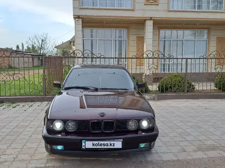 BMW 520 1993 года за 3 000 000 тг. в Мерке