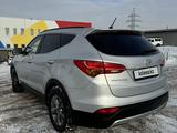 Hyundai Santa Fe 2014 годаүшін8 350 000 тг. в Астана – фото 2