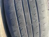 Шина 225/55R16 (1шт) за 5 000 тг. в Актау
