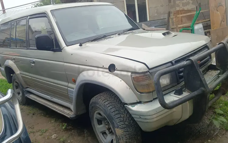 Mitsubishi Pajero 1996 годаүшін2 900 000 тг. в Алматы