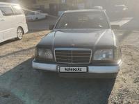 Mercedes-Benz E 200 1993 года за 950 000 тг. в Шымкент