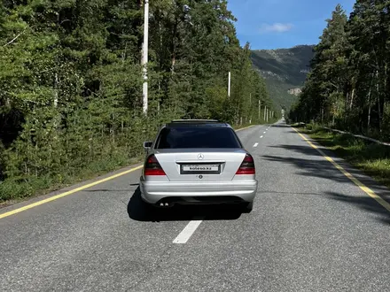 Mercedes-Benz C 220 1994 года за 1 950 000 тг. в Астана – фото 4