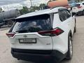 Toyota RAV4 2021 годаүшін14 500 000 тг. в Актобе – фото 4