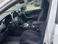 Toyota RAV4 2021 годаүшін14 500 000 тг. в Актобе – фото 7