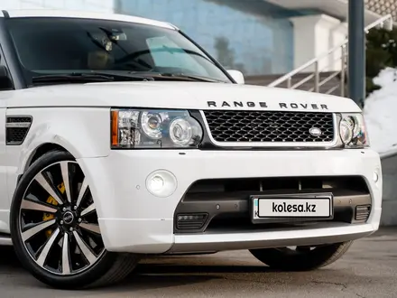 Land Rover Range Rover Sport 2013 года за 18 000 000 тг. в Алматы – фото 19