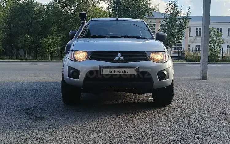 Mitsubishi L200 2011 года за 6 000 000 тг. в Астана