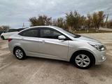 Hyundai Solaris 2014 года за 5 700 000 тг. в Уральск – фото 3