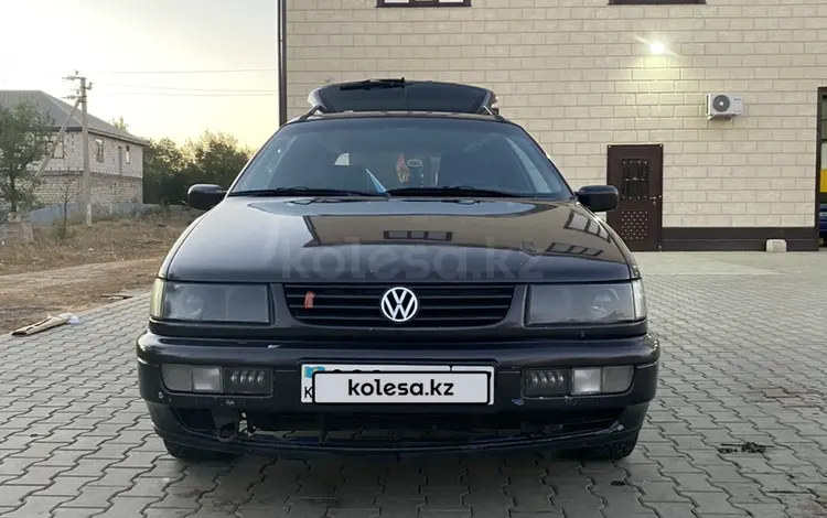 Volkswagen Passat 1995 года за 2 100 000 тг. в Уральск