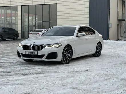 BMW 530 2021 года за 31 000 000 тг. в Алматы – фото 2