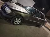 Mercedes-Benz E 220 1993 года за 2 000 000 тг. в Актобе – фото 4