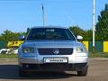 Volkswagen Passat 2005 года за 2 500 000 тг. в Астана – фото 2
