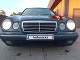 Mercedes-Benz E 230 1996 годаүшін2 800 000 тг. в Талдыкорган – фото 2