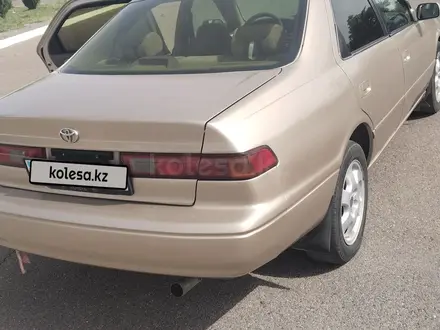 Toyota Camry 1997 года за 2 700 000 тг. в Тараз – фото 6