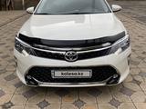 Toyota Camry 2017 годаfor14 600 000 тг. в Шымкент