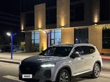Hyundai Santa Fe 2019 года за 10 500 000 тг. в Астана