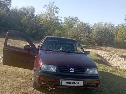 Volkswagen Vento 1993 годаүшін1 400 000 тг. в Уральск – фото 6