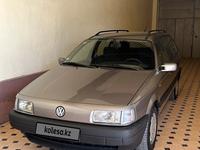 Volkswagen Passat 1993 года за 2 550 000 тг. в Шымкент