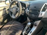 Chevrolet Cruze 2013 года за 3 000 000 тг. в Балхаш – фото 2