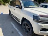 Toyota Land Cruiser 2016 годаүшін32 000 000 тг. в Актобе – фото 2