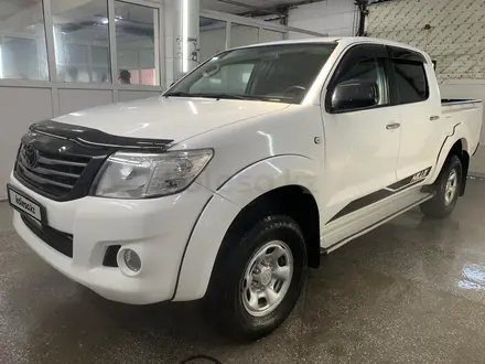 Toyota Hilux 2013 года за 9 900 000 тг. в Алматы