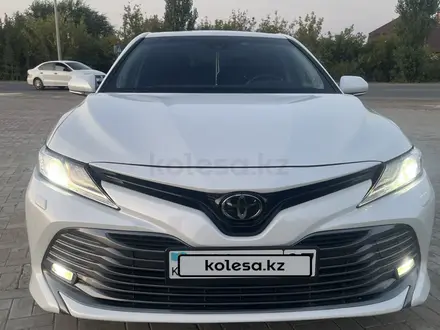 Toyota Camry 2021 года за 16 000 000 тг. в Уральск – фото 4