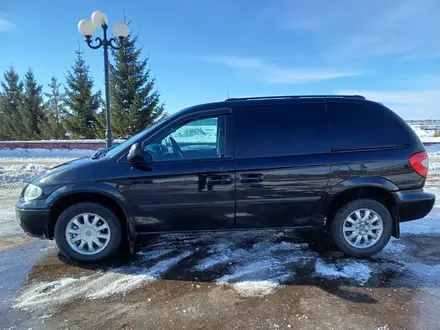 Chrysler Voyager 2003 года за 6 300 000 тг. в Петропавловск – фото 13