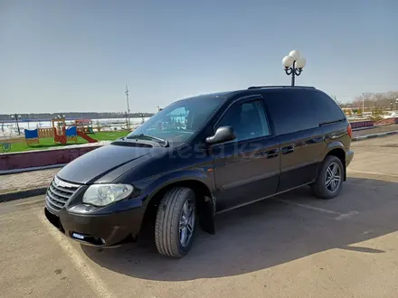 Chrysler Voyager 2003 года за 6 300 000 тг. в Петропавловск – фото 3