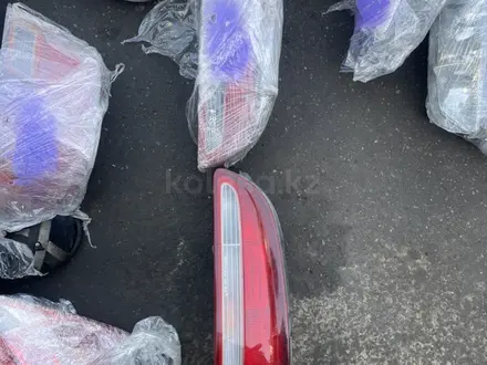 Задние фонари на Toyota Exiv за 50 000 тг. в Алматы – фото 3