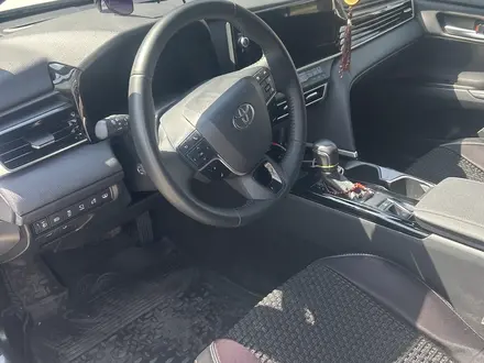 Toyota Camry 2025 года за 23 000 000 тг. в Тараз – фото 5