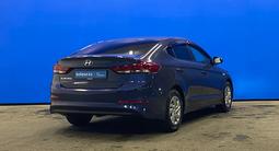 Hyundai Elantra 2018 годаfor7 860 000 тг. в Шымкент – фото 3